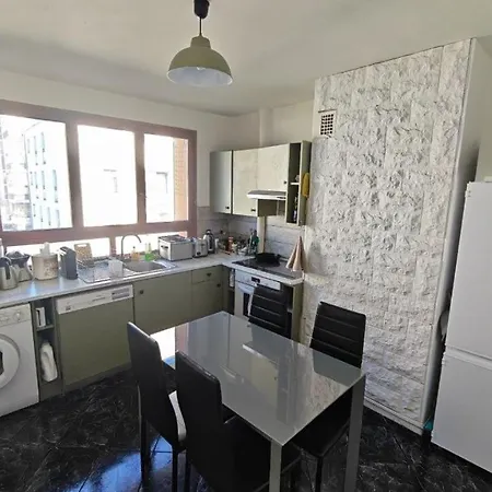 Habitación en casa particular Dans Un Partagé