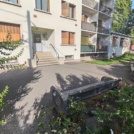 Dans Un Partagé * Annecy